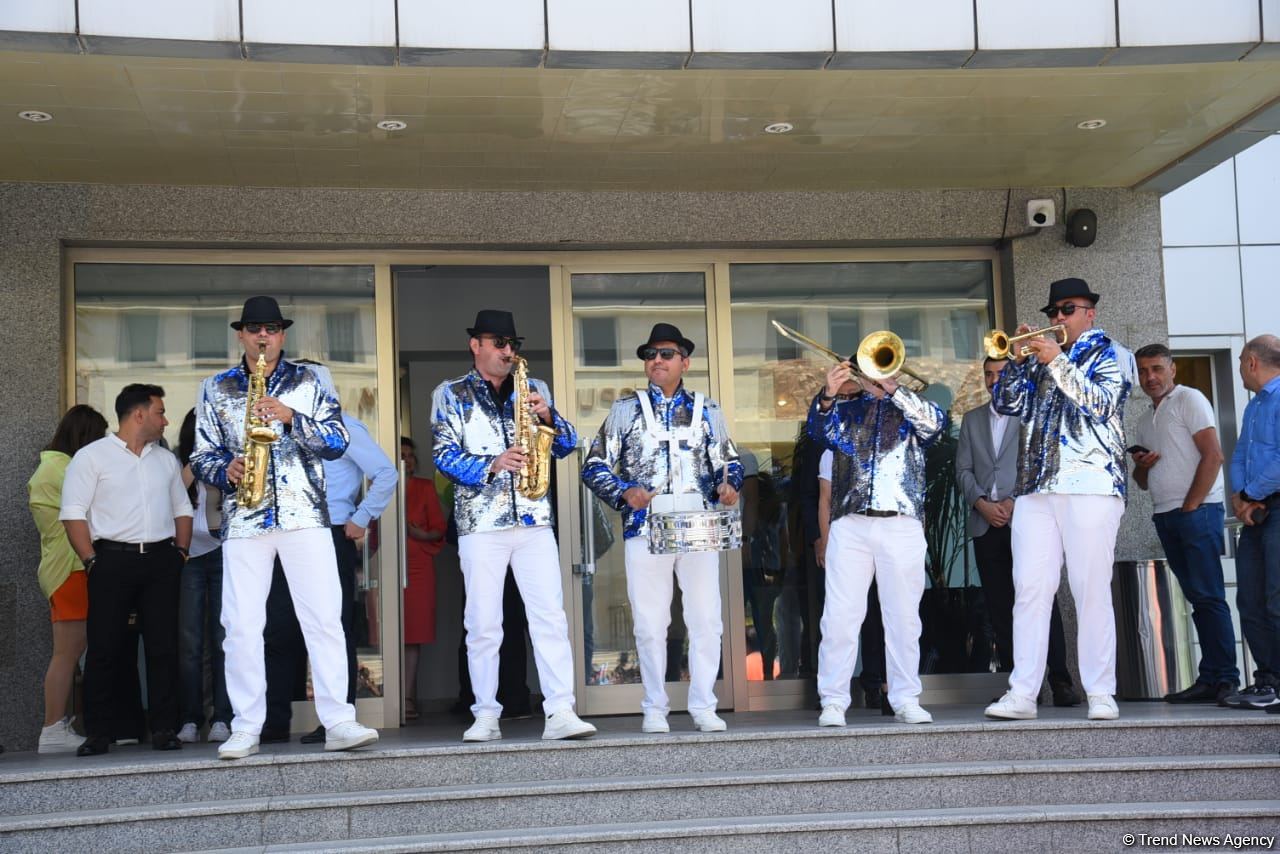 Азербайджанская команда отправилась в Краков для участия в III Европейских играх (ФОТО/ВИДЕО)