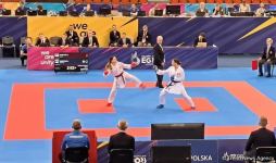 Азербайджанская каратистка с разгромным счетом одержала победу над соперницей из Армении  (ФОТО)