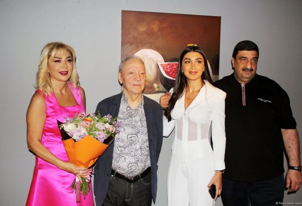 В QGallery состоялось открытие выставки Назрин Аббасовой "В объятиях эмоций"  (ФОТО)