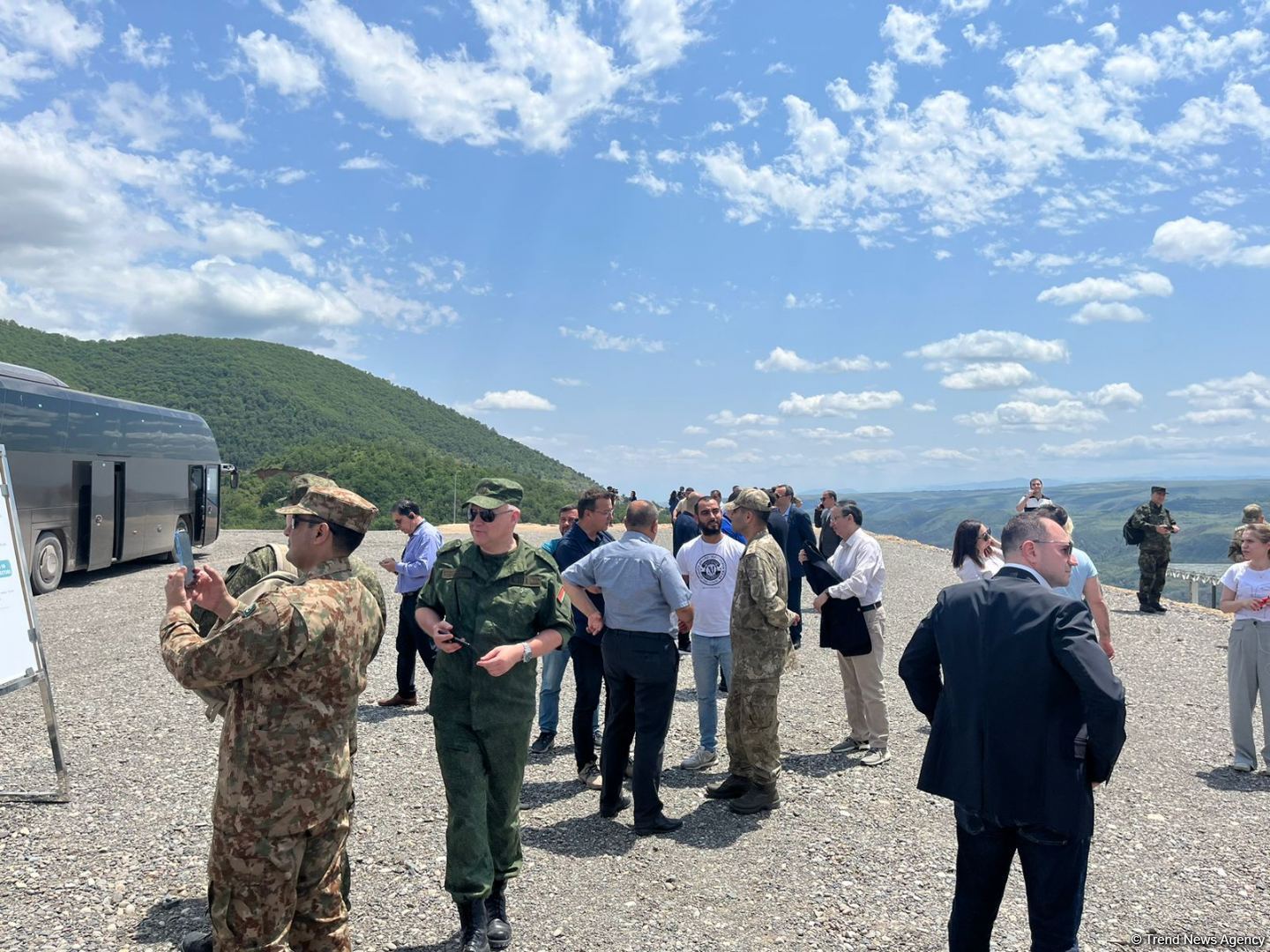 Представители дипкорпуса ознакомились со строящимся агропромышленным парком в Лачине (ФОТО)