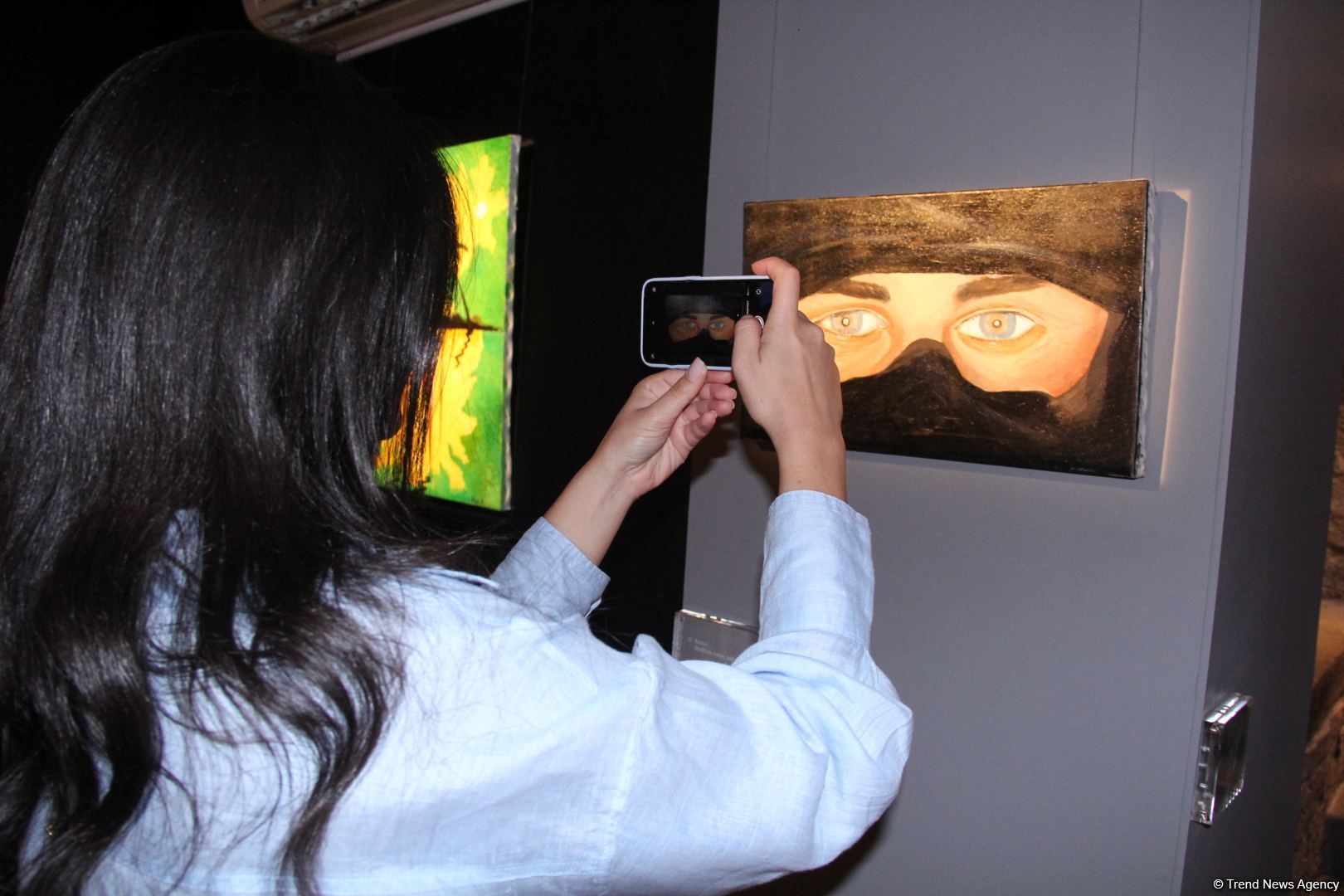 В QGallery состоялось открытие выставки Назрин Аббасовой "В объятиях эмоций"  (ФОТО)