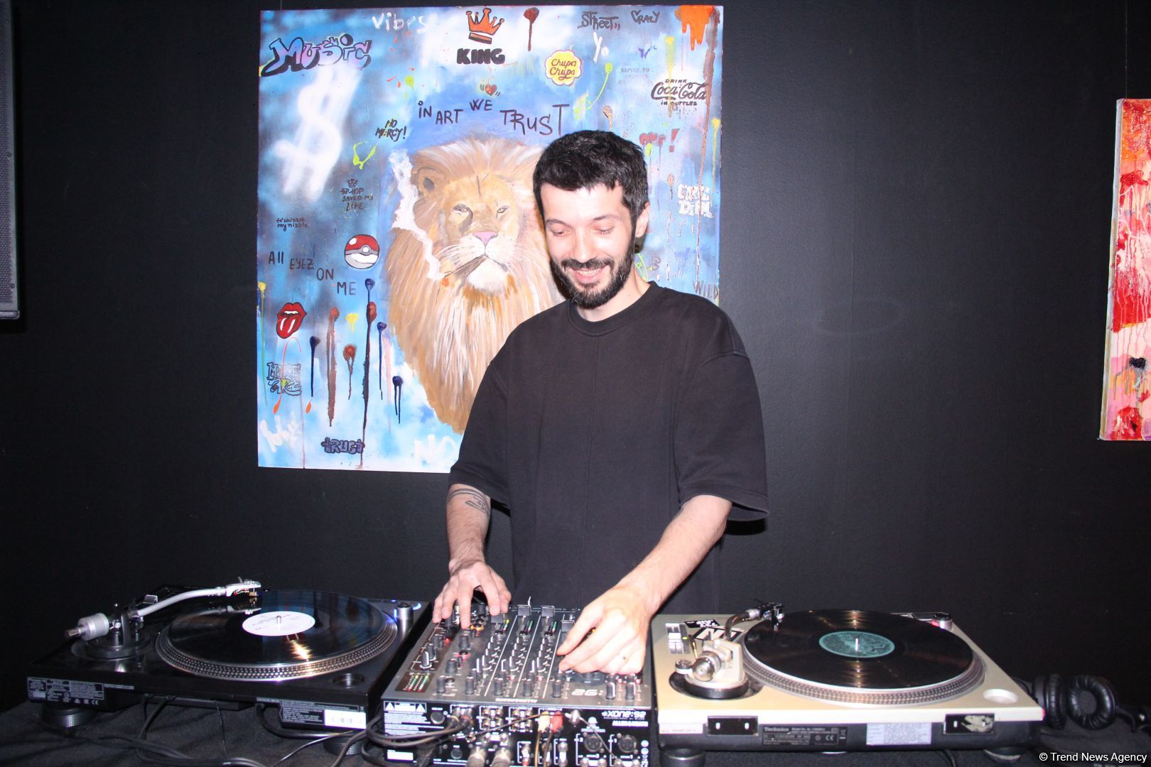 В QGallery состоялось открытие выставки Назрин Аббасовой "В объятиях эмоций"  (ФОТО)