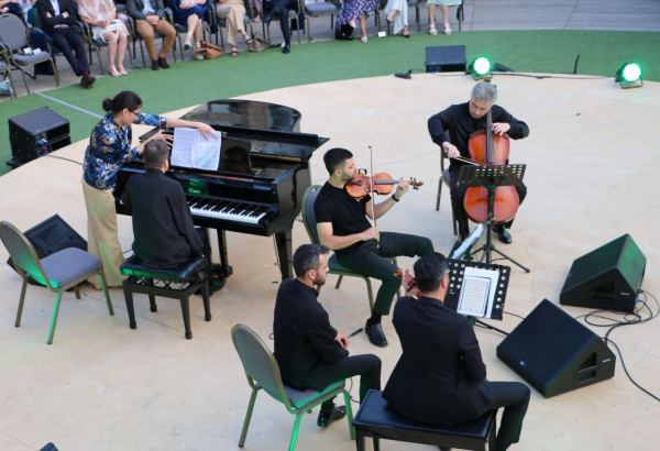 Baku Piano Festival – вечер классической музыкой виртуозов Юрия Саюткина и Кароля Беффа (ВИДЕО, ФОТО)