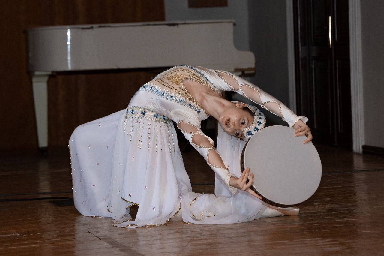 Актеры фильма "Асиф, Васиф, Агасиф" встретились 40 лет спустя – юбилей ансамбля Alov (ВИДЕО, ФОТО)