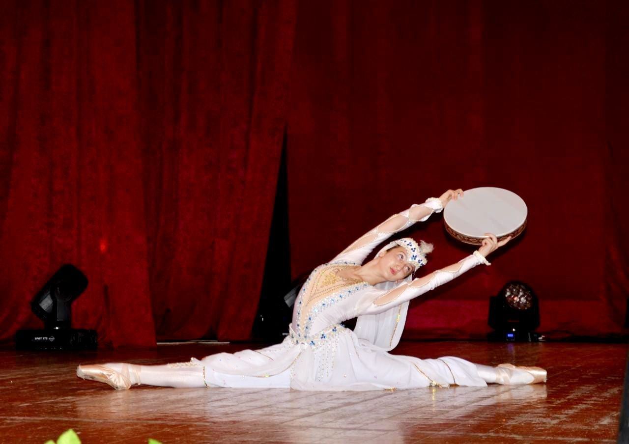 Актеры фильма "Асиф, Васиф, Агасиф" встретились 40 лет спустя – юбилей ансамбля Alov (ВИДЕО, ФОТО)