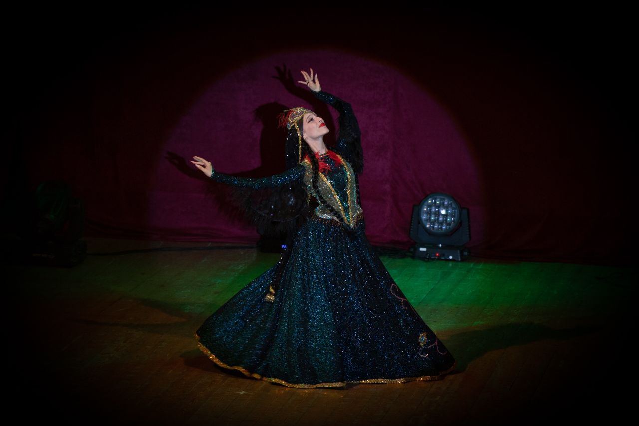 Актеры фильма "Асиф, Васиф, Агасиф" встретились 40 лет спустя – юбилей ансамбля Alov (ВИДЕО, ФОТО)