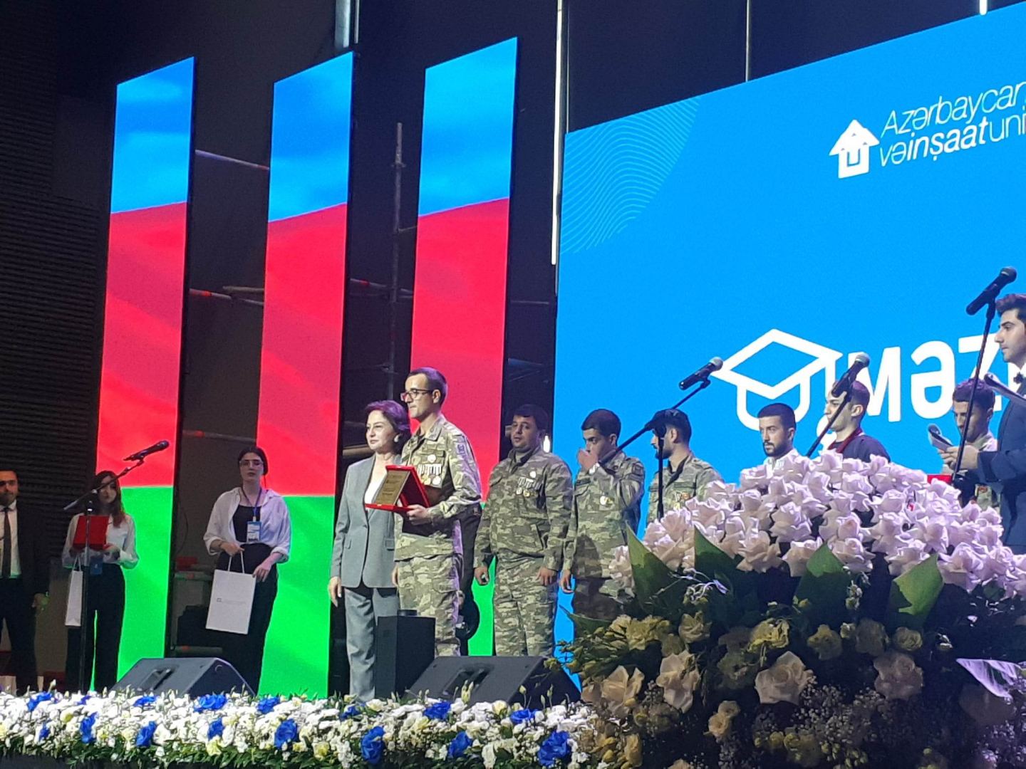 Состоялся выпускной студентов Азербайджанского университета архитектуры и строительства (ФОТО)