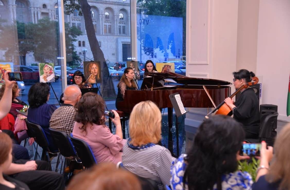 В Баку прошел творческий вечер композитора Гюльназ Абдуллазаде (ФОТО)