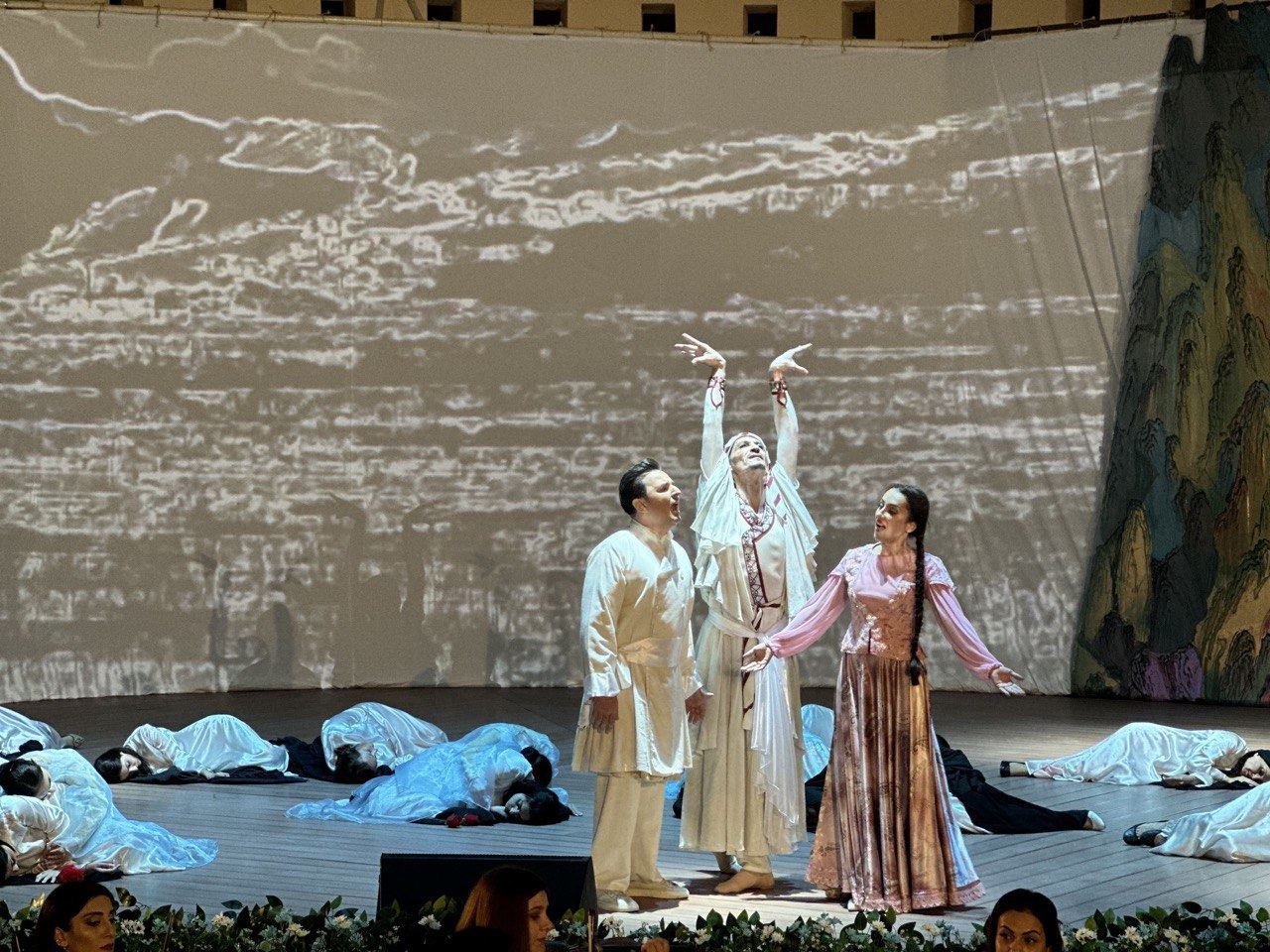 На "Шелковом пути" в Шеки представили "İntizar" (ФОТО)