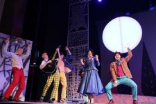 Российские актеры в Баку представили потрясающую новую версию мировой классики "Собака на сене" (ВИДЕО, ФОТО)