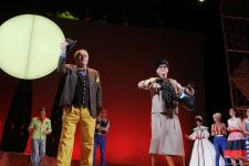 Российские актеры в Баку представили потрясающую новую версию мировой классики "Собака на сене" (ВИДЕО, ФОТО)