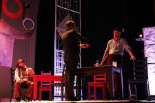 Российские актеры в Баку представили потрясающую новую версию мировой классики "Собака на сене" (ВИДЕО, ФОТО)