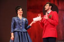 Российские актеры в Баку представили потрясающую новую версию мировой классики "Собака на сене" (ВИДЕО, ФОТО)