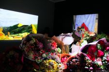 В QGallery открылась выставка Фарах Гаджизаде "Таинство света" (ФОТО)