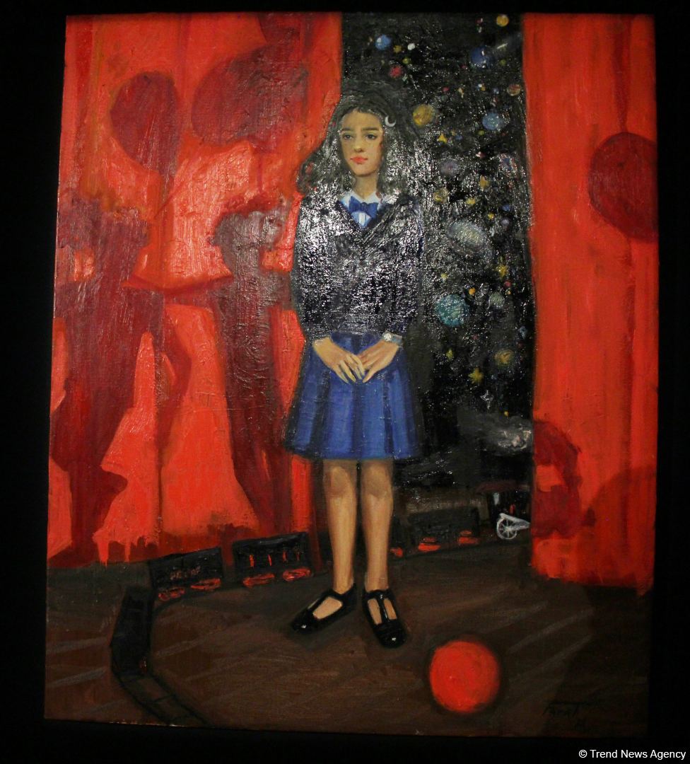 В QGallery открылась выставка Фарах Гаджизаде "Таинство света" (ФОТО)