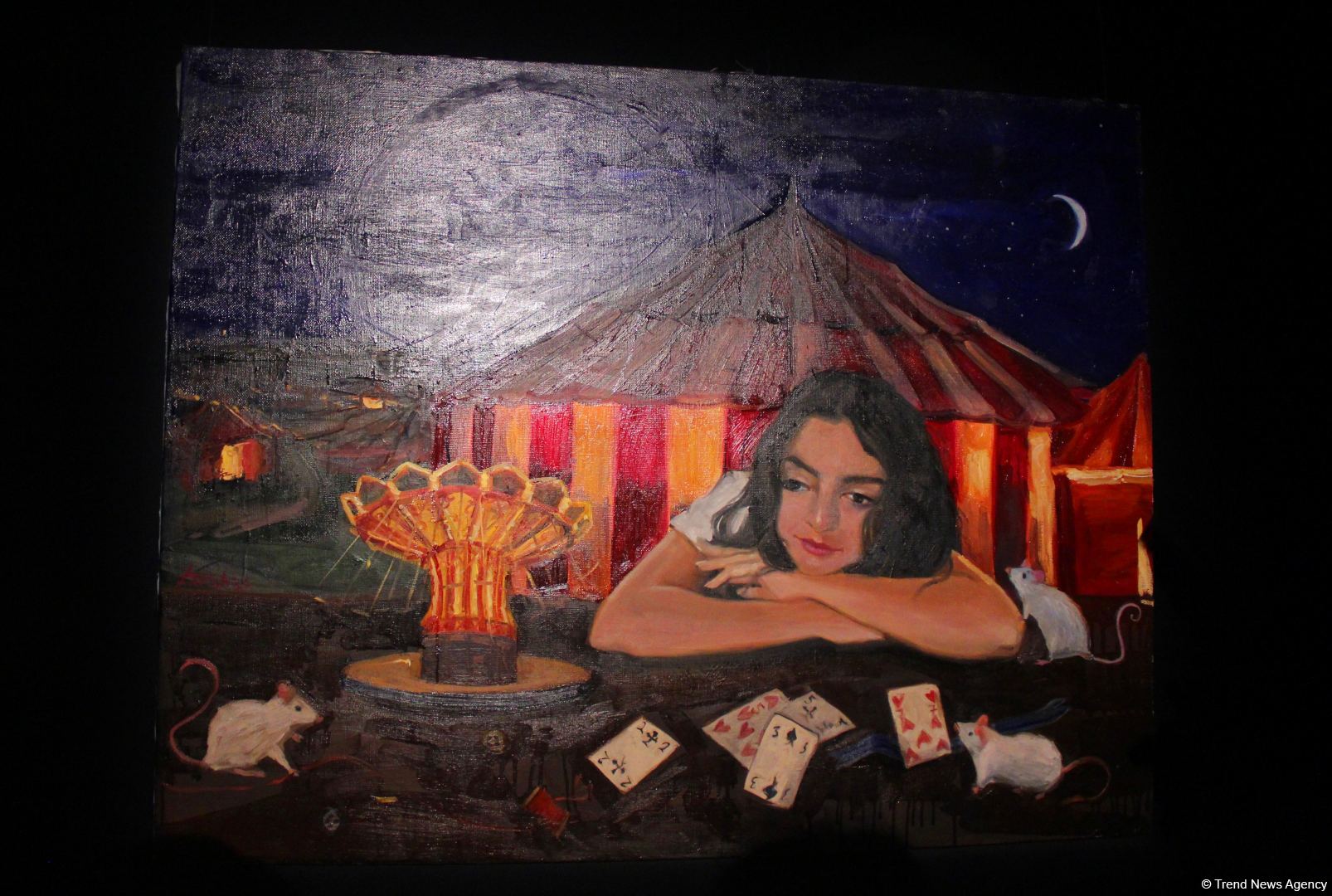 В QGallery открылась выставка Фарах Гаджизаде "Таинство света" (ФОТО)