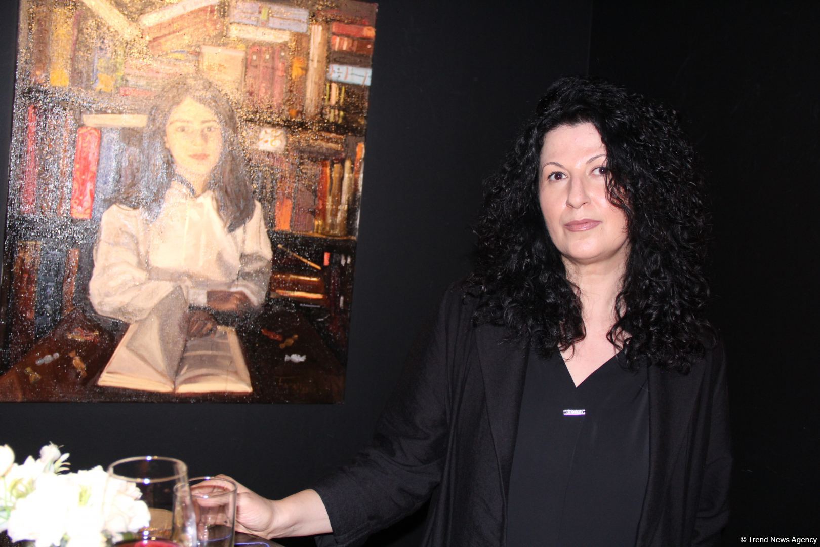 В QGallery открылась выставка Фарах Гаджизаде "Таинство света" (ФОТО)