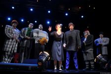 Фурор Натальи Овчинниковой на бакинской сцене в образе Эдит Пиаф – последние годы жизни великой актрисы (ФОТО)