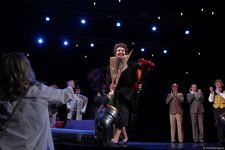 Фурор Натальи Овчинниковой на бакинской сцене в образе Эдит Пиаф – последние годы жизни великой актрисы (ФОТО)