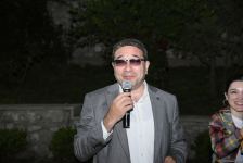 В рамках Дней поэзии Вагифа в Шуше представлен "Час электронного мугама" и открытый микрофон поэтов и чтецов (ФОТО)