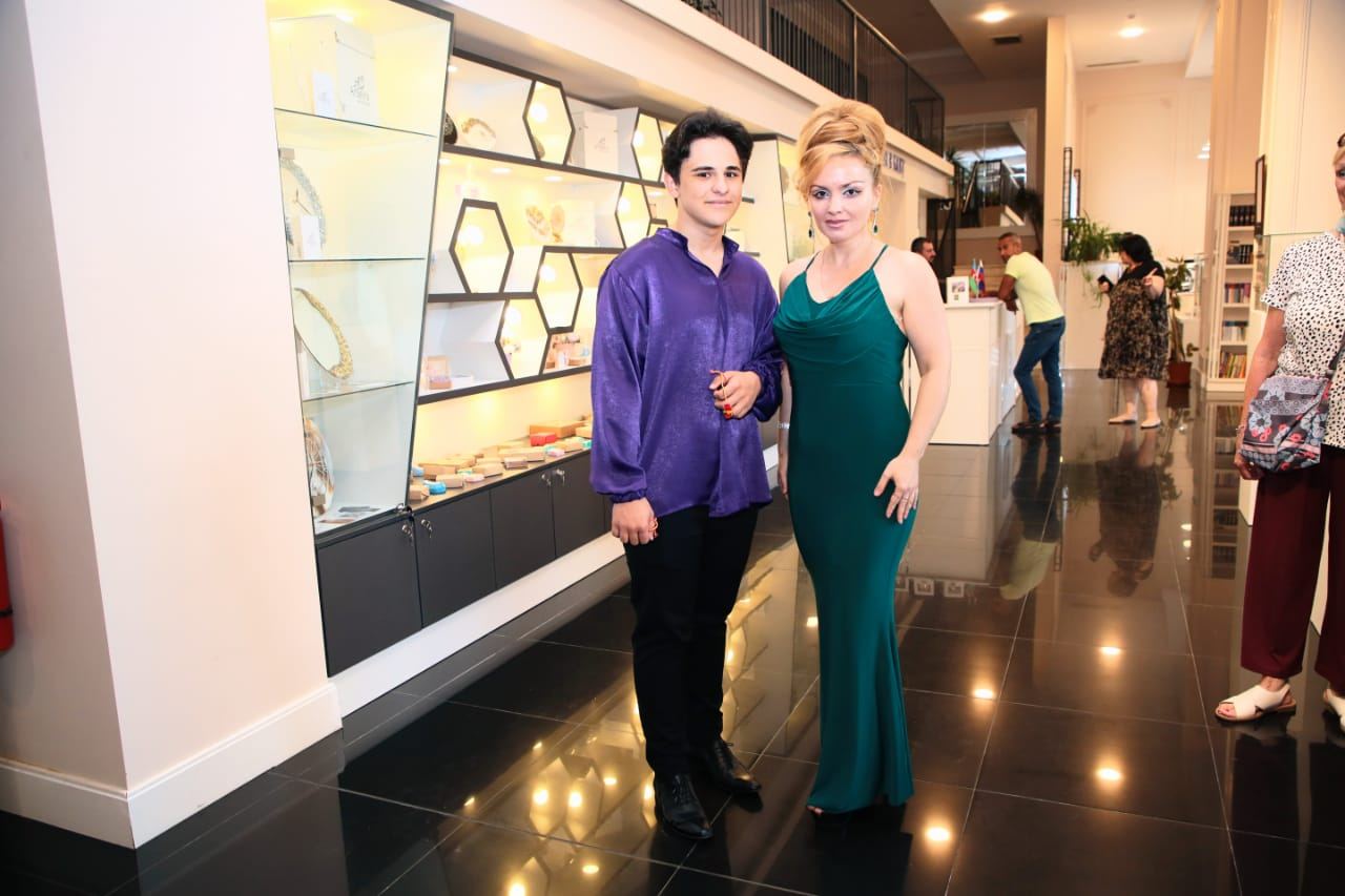 Теймур Кязымов и друзья – летний день мирового искусства в Баку (ФОТО)