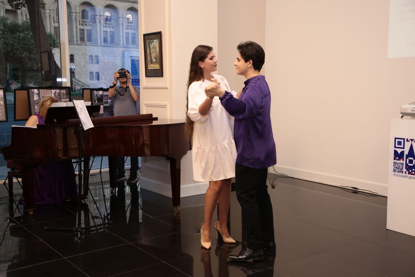 Теймур Кязымов и друзья – летний день мирового искусства в Баку (ФОТО)