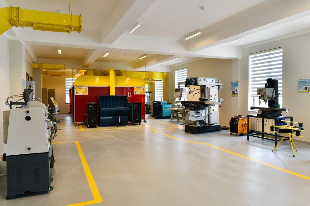 Президент Ильхам Алиев принял участие в открытии Джалилабадского государственного центра профессионального образования (ФОТО/ВИДЕО)