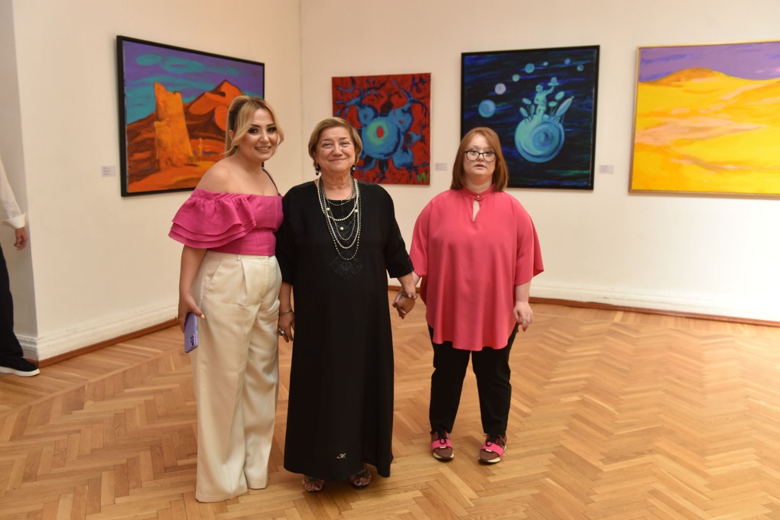 В Баку открылась экспозиция Марьям Алекберли "47" – от символизма до уникального восприятия мира (ФОТО)