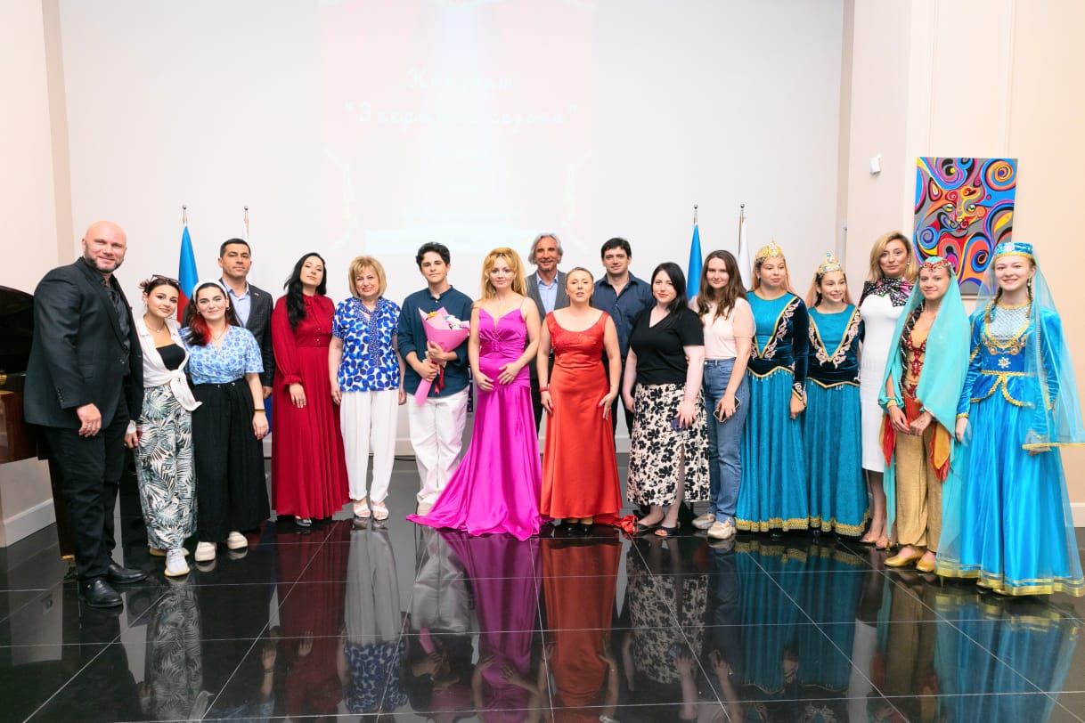 От XVIII до XXI век – музыкальная машина времени в Баку (ВИДЕО, ФОТО)