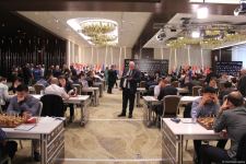 Интересные моменты World Chess Cup 2023 в Баку – репортаж с битвы умов, кубки в форме короля и ферзя (ФОТО)