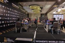 Интересные моменты World Chess Cup 2023 в Баку – репортаж с битвы умов, кубки в форме короля и ферзя (ФОТО)