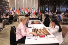 Интересные моменты World Chess Cup 2023 в Баку – репортаж с битвы умов, кубки в форме короля и ферзя (ФОТО)