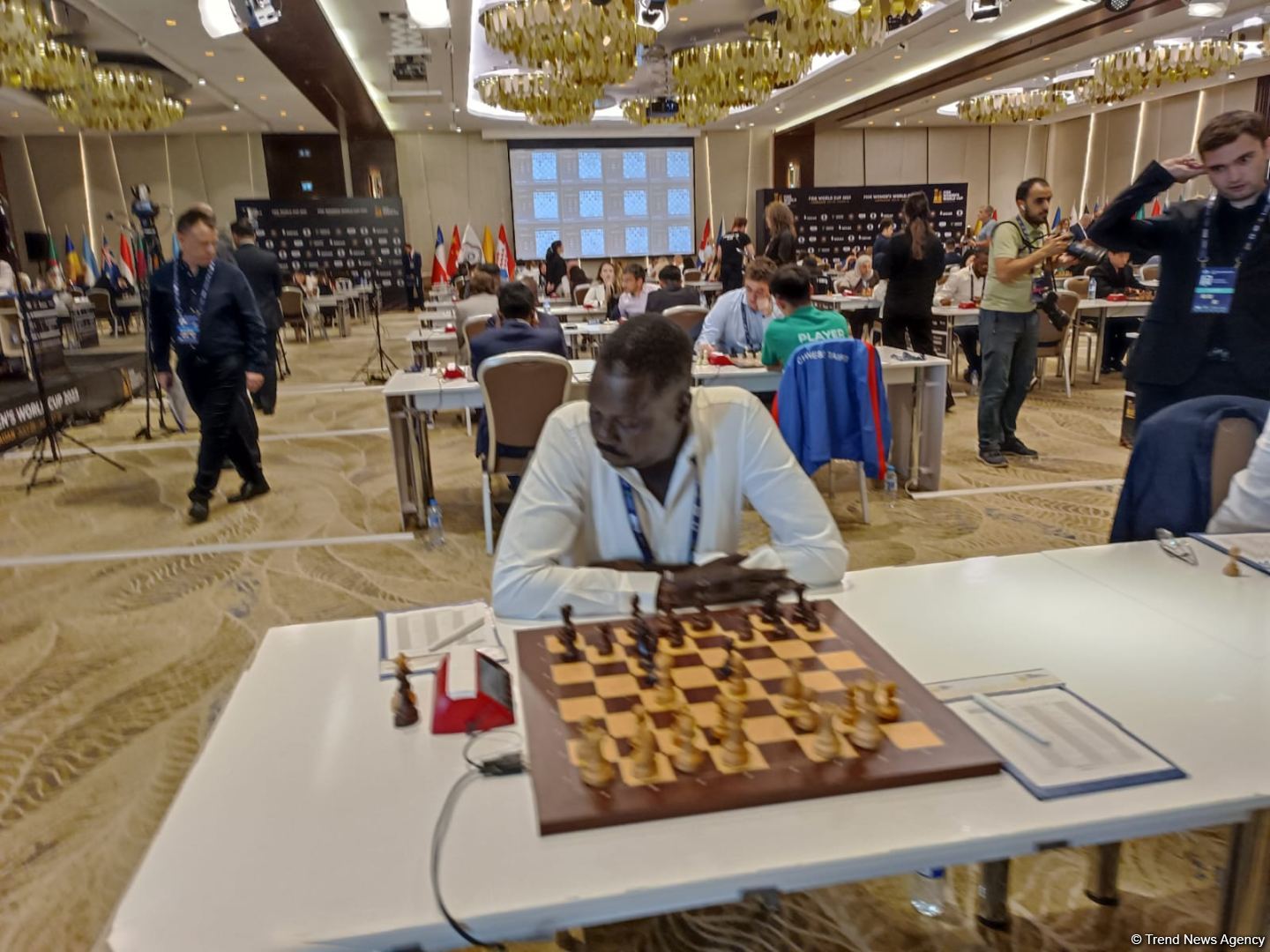 В Баку стартовал юбилейный Кубок мира по шахматам ФИДЕ с участием более трехсот шахматистов (ФОТО)