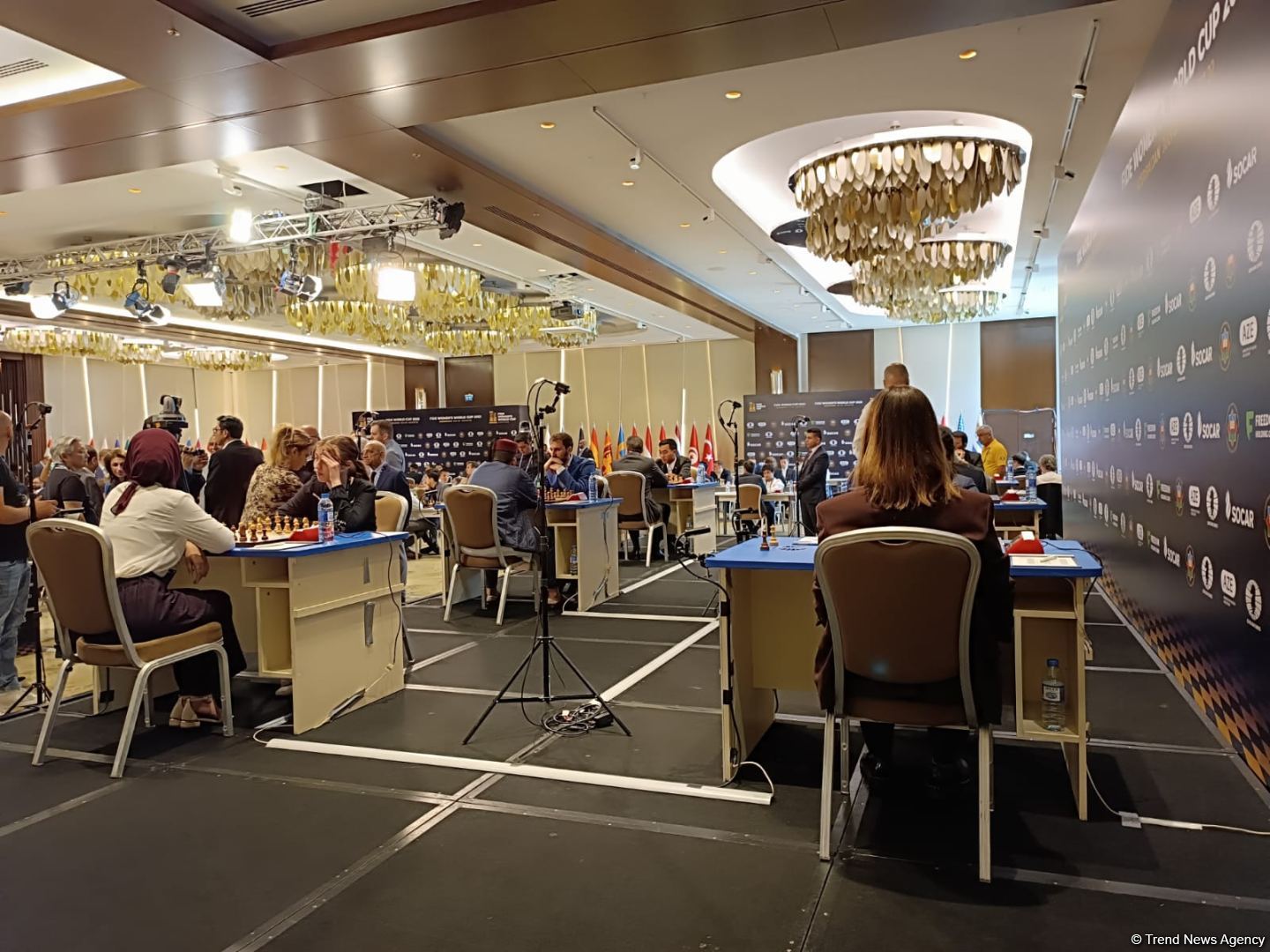 В Баку стартовал юбилейный Кубок мира по шахматам ФИДЕ с участием более трехсот шахматистов (ФОТО)