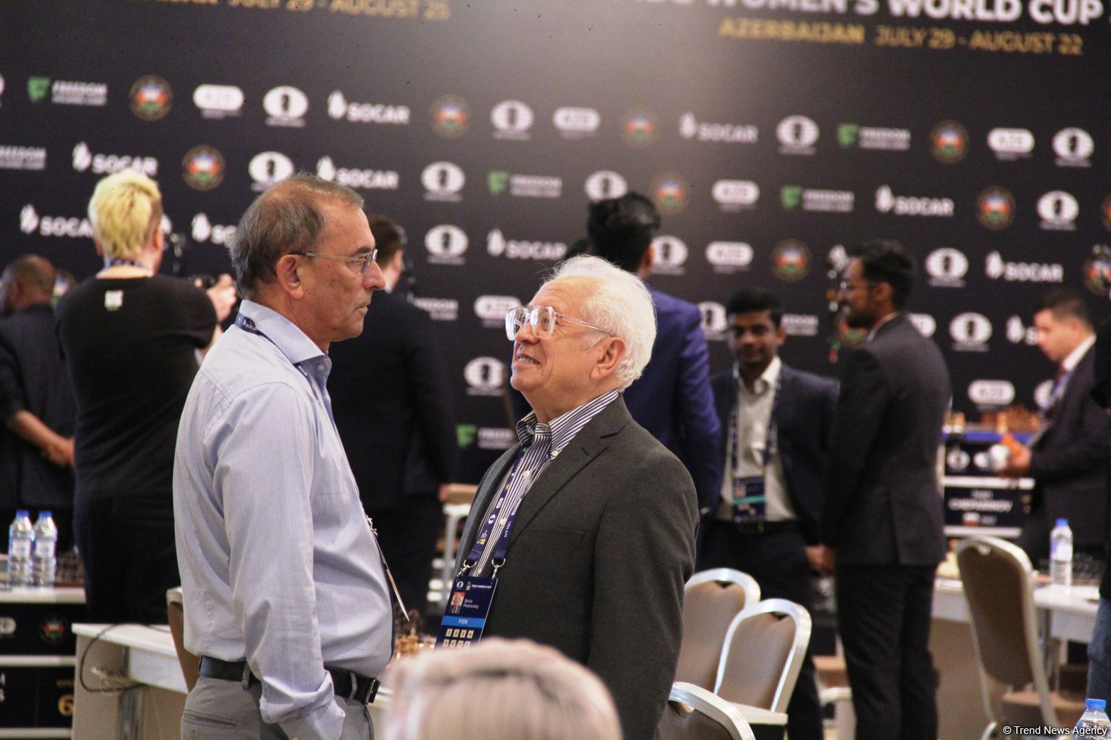 Интересные моменты World Chess Cup 2023 в Баку – репортаж с битвы умов, кубки в форме короля и ферзя (ФОТО)