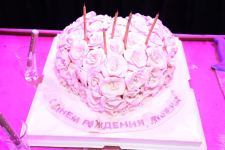 White Party азербайджанской художницы: Я люблю  чувство белого холста… (ФОТО)