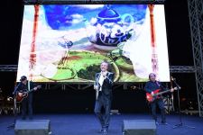 Звезды Узбекистана выступили в Баку с концертом (ФОТО)