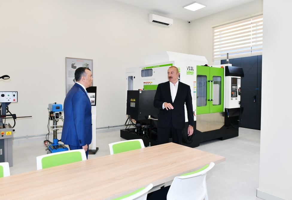 Президент Ильхам Алиев принял участие в открытии Карабахского регионального центра DOST и Карабахского регионального центра профессиональной подготовки в Барде (ФОТО/ВИДЕО)