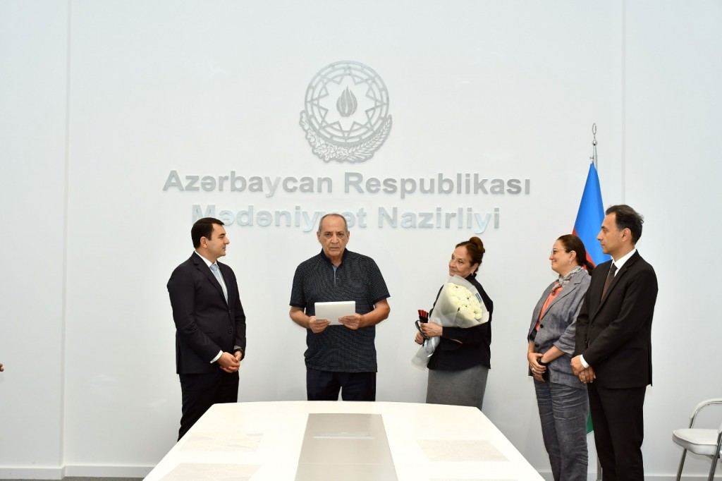 Яркие образы в кино и любовь зрителей – минкультуры Азербайджана наградило Расима Балаева