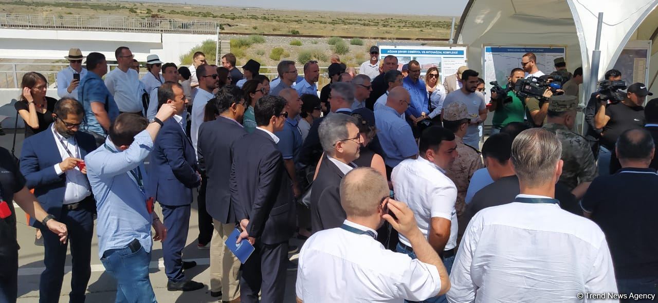 Начинается визит в Агдам членов дипломатического корпуса, аккредитованных в Азербайджане (ФОТО)