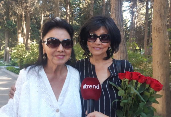 Пока звучит музыка Муслима Магомаева, он будет вечно жить в наших сердцах - народные артистки Фидан и Хураман Гасымовы