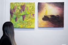Ее кисть - волшебная палочка…В Баку открылась выставка художницы из США Нармин Садыховой-Бакус "Вечные ценности" (ФОТО)