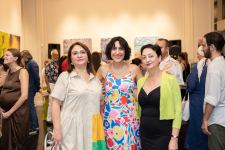 Ее кисть - волшебная палочка…В Баку открылась выставка художницы из США Нармин Садыховой-Бакус "Вечные ценности" (ФОТО)