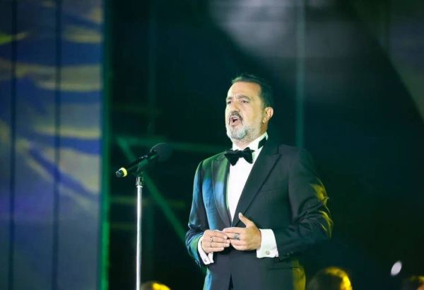 Эльчин Азизов выступил на открытии международного фестиваля "Каспийские сезоны" в Астрахани (ФОТО)