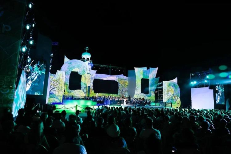 Эльчин Азизов выступил на открытии международного фестиваля "Каспийские сезоны" в Астрахани (ФОТО)