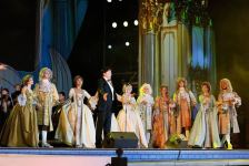 Эльчин Азизов выступил на открытии международного фестиваля "Каспийские сезоны" в Астрахани (ФОТО)