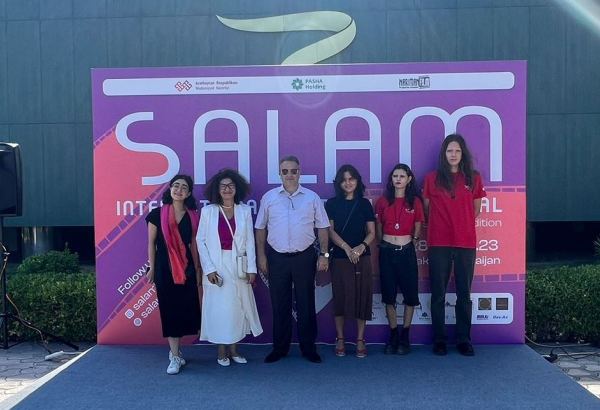 В Баку состоялось открытие второго Международного юношеского кинофестиваля Salam (ФОТО)