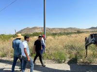 Проводится линия электропередачи на дороге Агдам-Ханкенди (ФОТО)