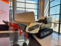 Азербайджанскому агентству передана машина для разминирования отечественного производства (ФОТО)