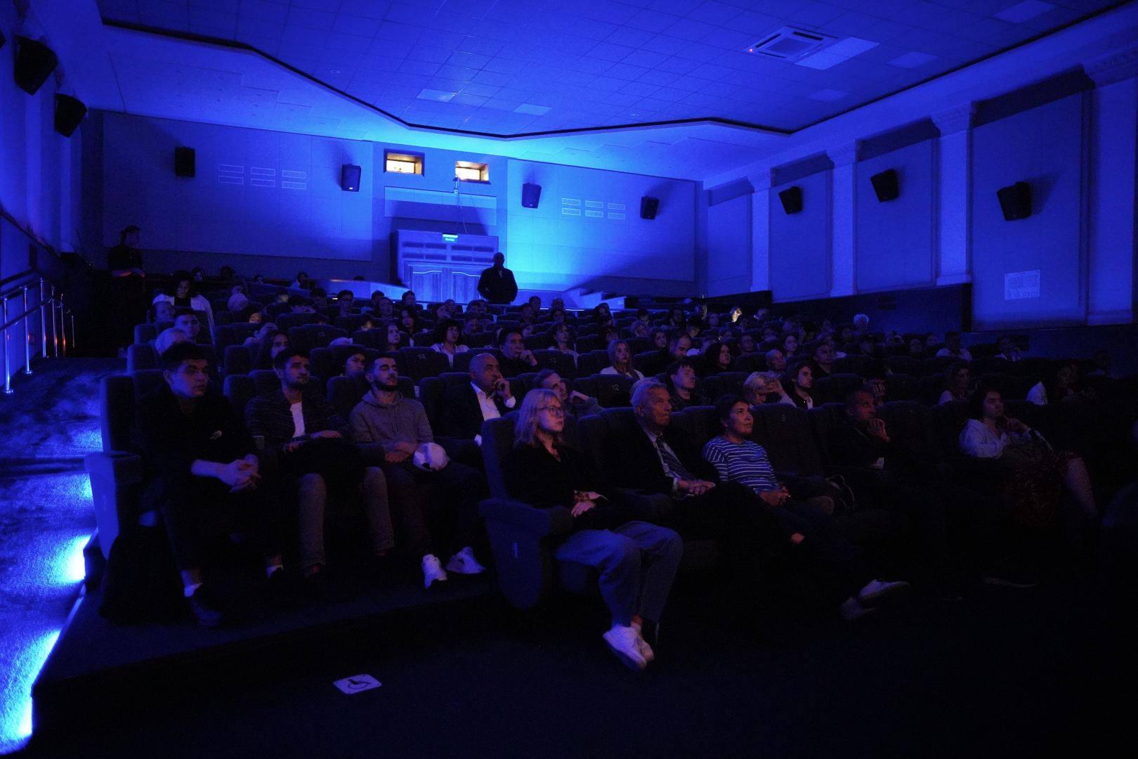 В Казани открылась фотовыставка, посвященная 100-летию со дня рождения Гейдара Алиева (ФОТО)